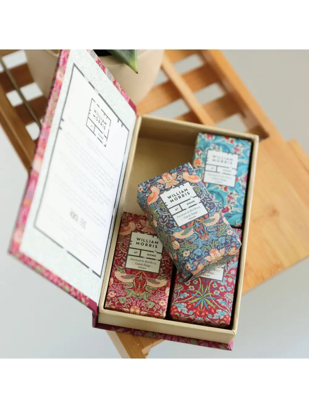 William Morris at Home Strawberry Thief Guest Soaps